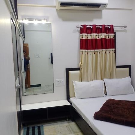 Hotel Roshan Palace Ambaji Екстериор снимка